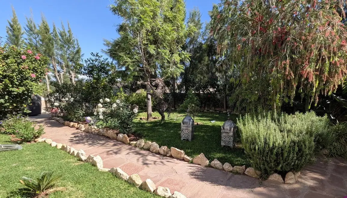 Jardins lanternes marocaines