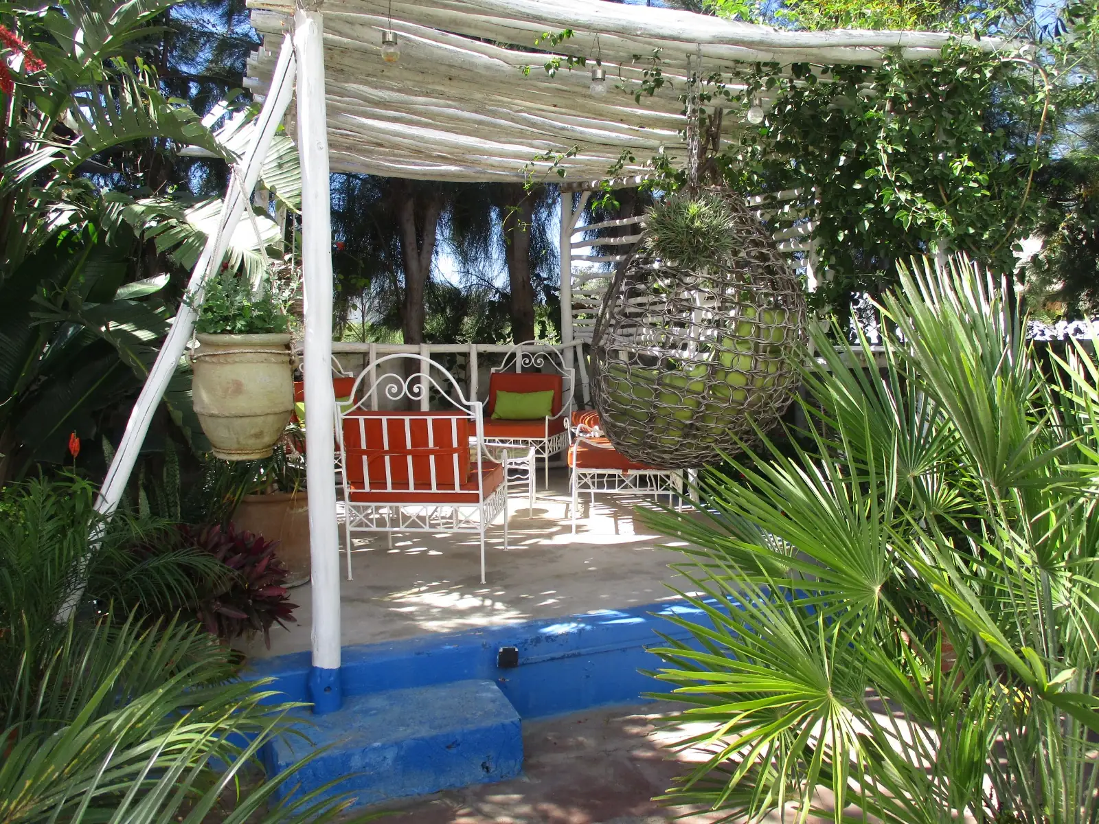 Pergola salon de jardin